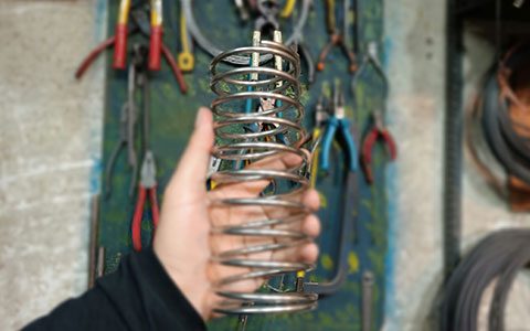 sasiafanar-steel-spring فنر استیل فشاری درجه یک ساخته شده طبق سفارش مشتری